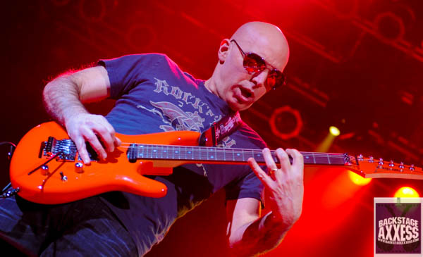 Joe%20Satriani%20%20HOB%20%20Cleveland,%20Ohio%2012-17-10%20133
