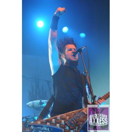 Wayne Static, while performing on the stage