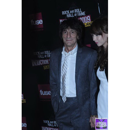 Ronnie Wood posing for photograph
