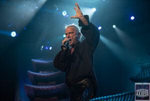 The backstage Axxess singer performing in the live concert